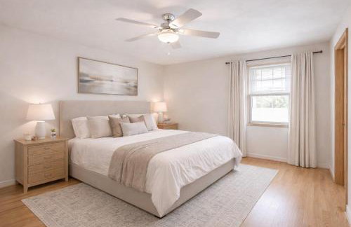 Renovated 4BR 20min to Arrowhead Stadium Sleeps 10 - Foto 4