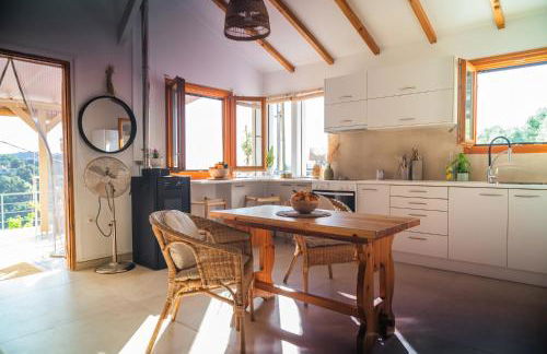 Iris Cretan Mountain Escape - Photo 9