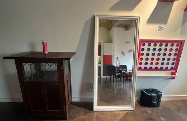 Artistico-Styled Studio Loft Sleeps 5 - Foto 12