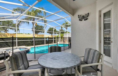 Much Needed Private Relaxation Home - Photo 4