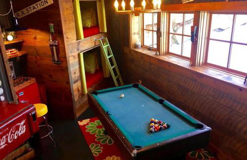 Private Rustic Cabin with Ski-In and Ski-Out Access in Jackson, New Hampshire - Foto 5