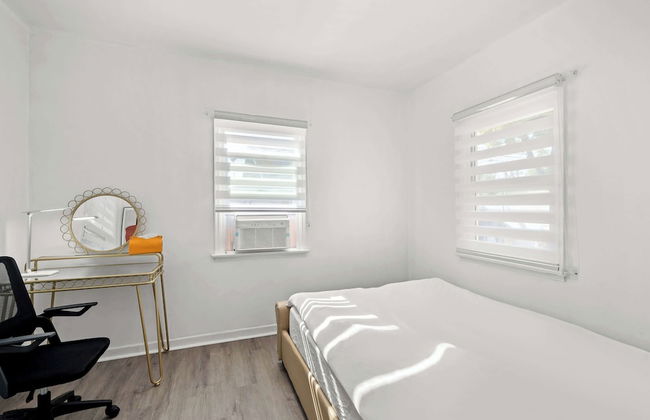 Comfortable Home Near LA With Full Kitchen & Laundry - Foto 10