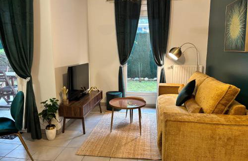 Emerald Chic - Terrace Fiber & Parking - 4 Guests - AC - Foto 7