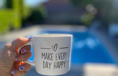 Pequena Casa rústica com piscina - Photo 43