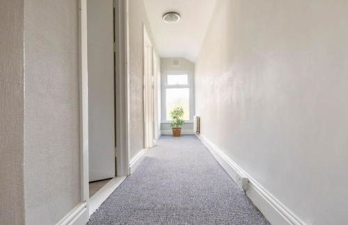 Swansea Beach Townhouse - 350 yard from the beach! - Foto 5