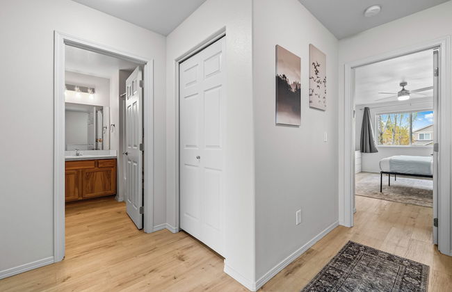 Redmond Getaway Hub Adventure Awaits! - Foto 26