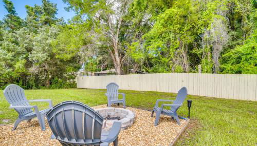 2 Mi to State Parks! Crystal River Home with Yard - Foto 2