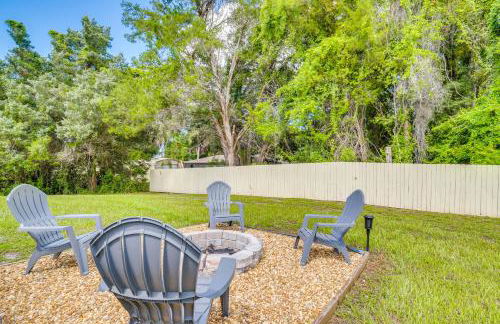 2 Mi to State Parks! Crystal River Home with Yard - Foto 2
