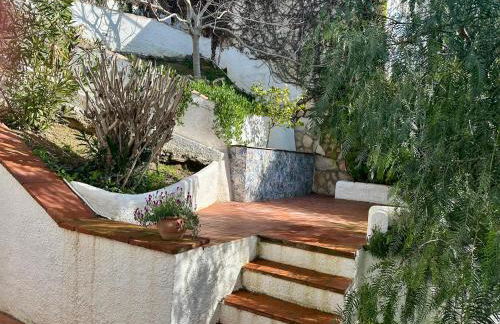 PRAGA 2 - Encantadora casa con piscina y vistas al bosque! - Foto 35