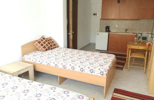 Iliana's house - Photo 37