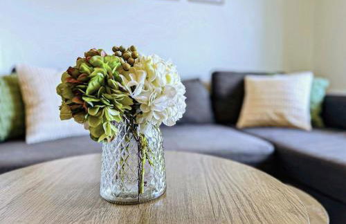 Lakeside Retreat - Spacious 1BR - Peaceful Base Near Wembley - Foto 4