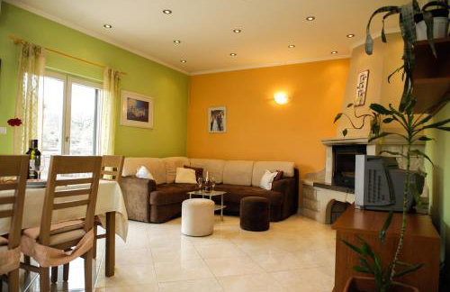 Apartments with a parking space Ostrvica, Omis - 12674 - Photo 15