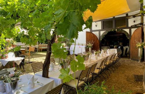 Geibelhof - Apartments in mediterraner Hofreite nahe Frankfurt am Main - Photo 3