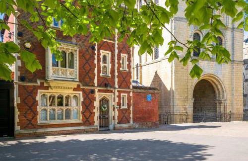 Tower Cottage - Medieval Grid Townhouse - Foto 33