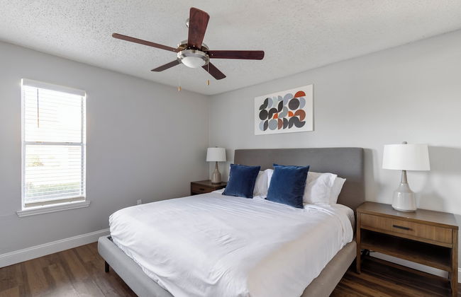 Landing Grand Prairie - Photo 6