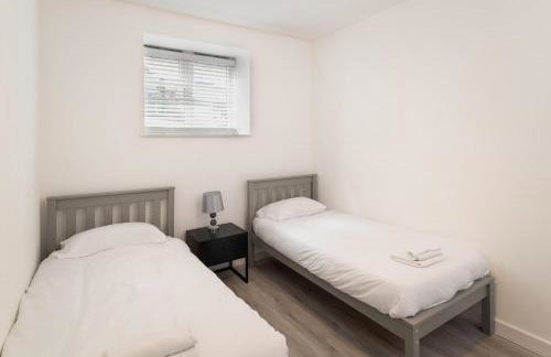 Trehawke House - Photo 45