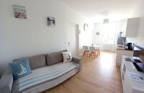 T2 au centre de Saint-Palais-Sur-Mer - Foto 1