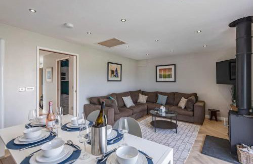 Family-Friendly Retreat between Beach & Mountains - Foto 13