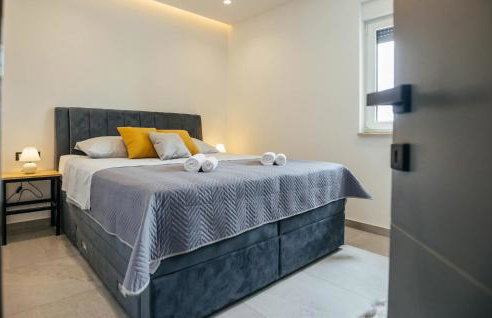 Amazing Home In Gornji Prolosac - Foto 15