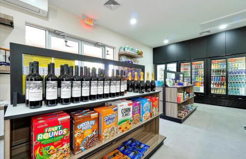 Fabulous Windsor Hills View - Huge pool deck - newly redecorated open plan - Foto 60