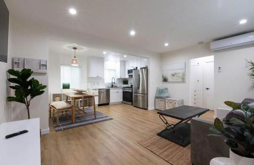 Stylish Long Beach Retreat Walk to Beach Bars - Foto 3