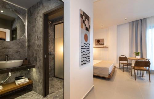 Elpis Studio Apartments - Photo 25