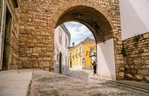 Faro - Modern Design Apartment in Walled Old Town - Foto 23