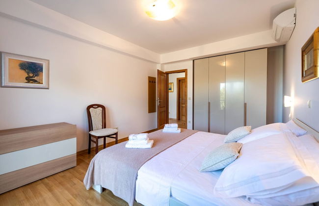 Luxury Stairway to Heaven with Pool - Foto 12