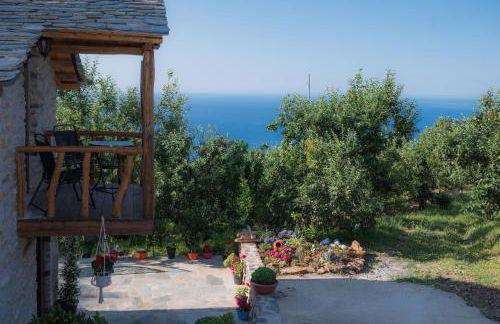 Aristoteli's Stone House - Foto 41