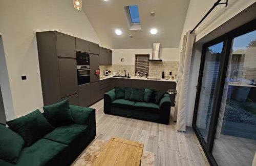 4 bedroom bungalow in Kettering - Garden - Parking - WiFi - Foto 42