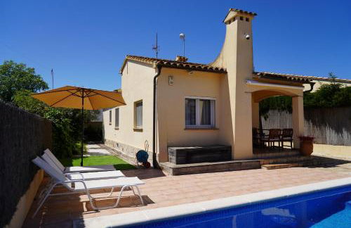 Maravillosa villa cerca de la playa de Sant Pere Pescador - Foto 1