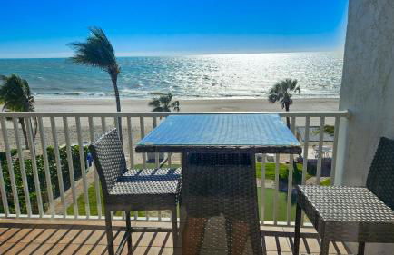 Sunset and Beach view apartment 402 - Photo 6