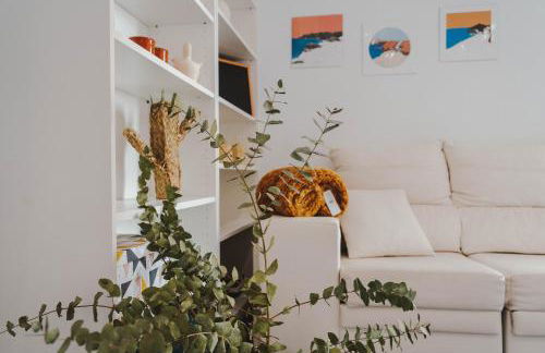 2BR Apartment with Free Parking in Almería City Center - Air Conditioning - Foto 6