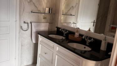 3 bedrooms with Tour Eiffel view - Foto 2