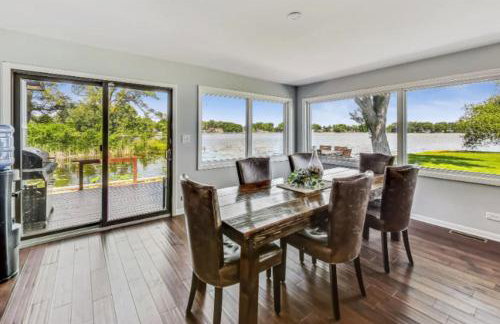 Month to Month and Seasonal Luxury Lakefront 5 bed 5 5 bath Estate Home - Foto 1