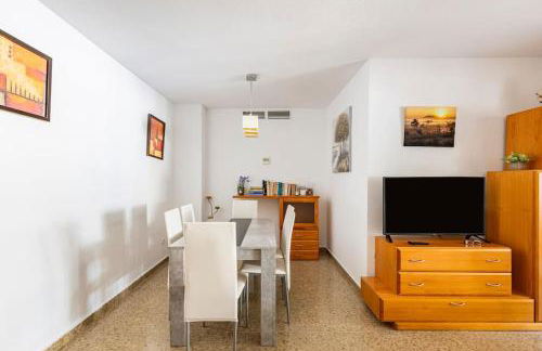 Amplio piso con 4 habitaciones para disfrutar de Málaga con parking gratuito - Photo 36