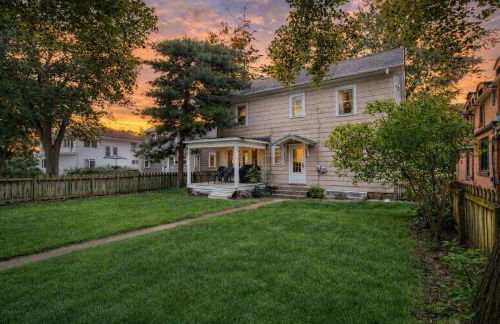 Walk to Notre Dame Harter Heights Hideaway - Foto 43