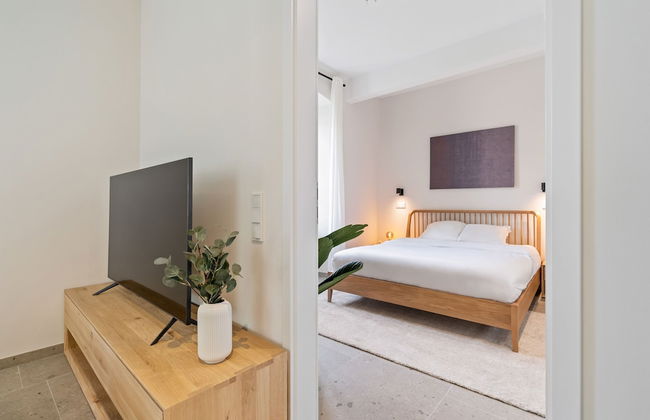 Clausen Hideaway Modern Apartment ID211 - Photo 6