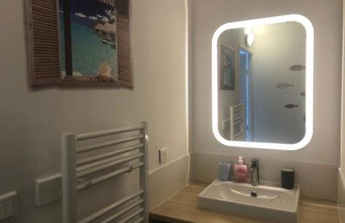 Maison rénovée à 300m de la mer - Foto 11