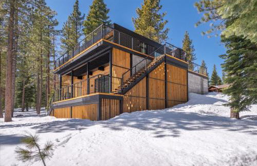 Modern Eco Retreat with Hot Tub and Views - Foto 6