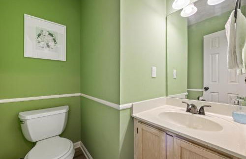 Relax In This 4BR Retreat With Screened Snug Porch - Foto 18