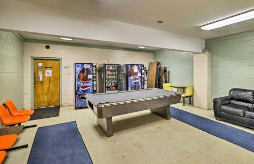 Hot Tub and Deck Pet-Friendly Poconos Getaway! - Foto 35