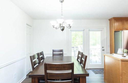 Sleeps 8, Lake Lanier Hidden Gem - Foto 23