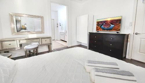 Luxe Desert Oasis, Pool, Hidden Speakeasy Room! - Foto 3