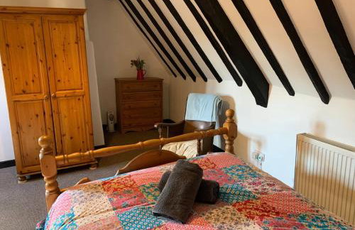 6 Bedroom Farm House with 12 Beds in Weldon - Foto 31