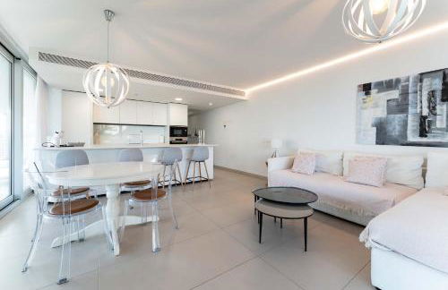 THE WAVE Apartamento de lujo con vistas al mar y parking privado - Foto 11