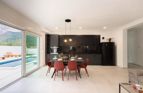 House Bartulovic - Jan Apartment with a pool - Photo 17