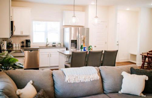 Bright Artist's Cottage-Mins to Downtown, Campus - Foto 22