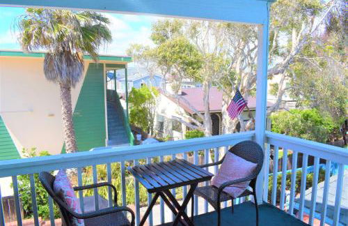 Luv Oceanside Views-1 House to Beach, Boardwalk and Waves-Spacious Rooftop Sun Deck-Plus King Beds too! - Foto 17