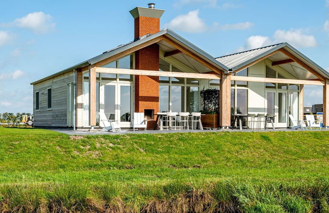 Holiday Home With View in Friesland - Foto 1
